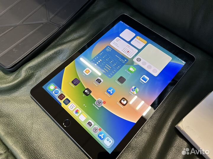 iPad Pro 9.7 32gb #417