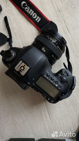 Зеркальный фотоаппарат canon EOS 5d mark 3