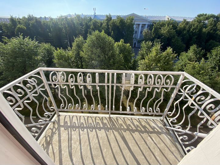 2-к. квартира, 50 м², 4/5 эт.