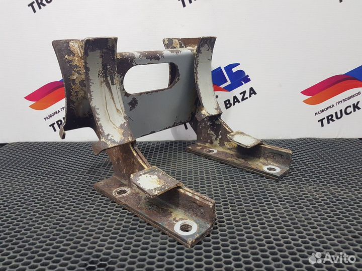 Кронштейн ресивера Iveco Stralis