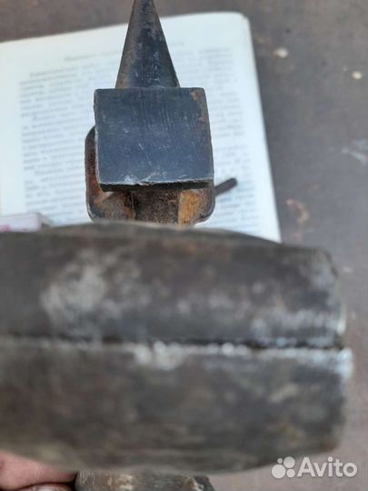 Старинные тисочки с наковаленкой домашнего мастера