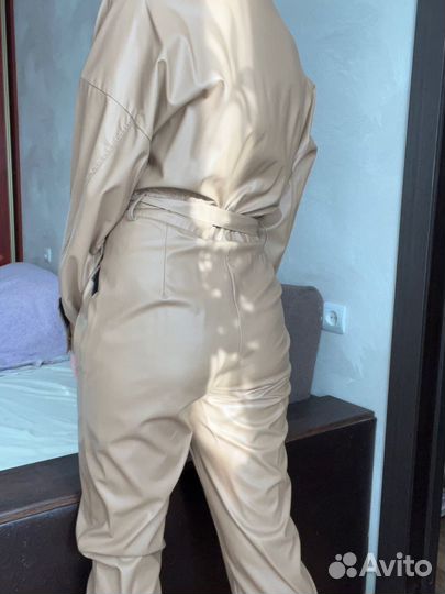 Комбинезон женский