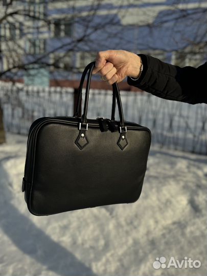 Портфель из натуральной кожи