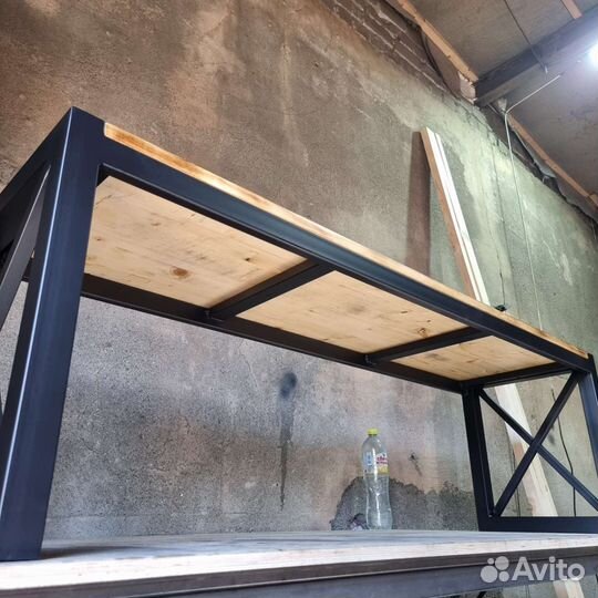 Скамейка в стиле лофт