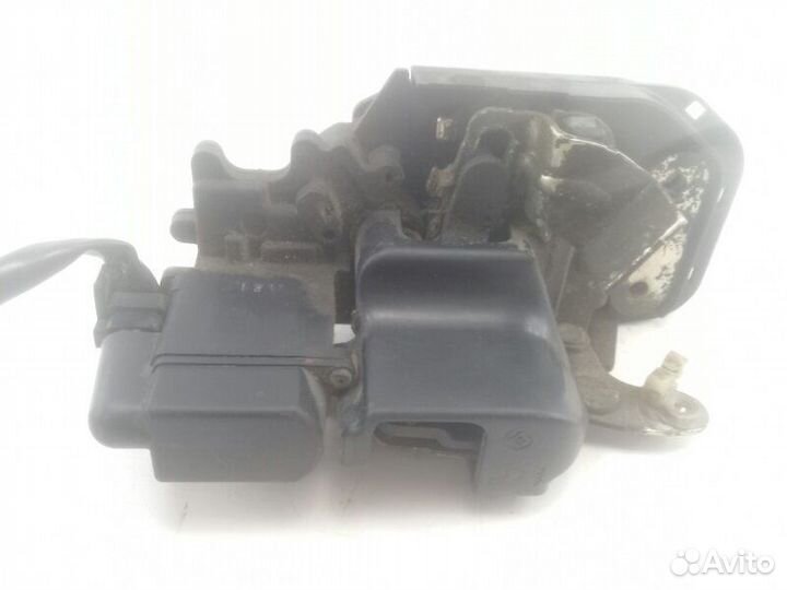 Замок двери задний правый Mazda Xedos 9 TA3P kjzem