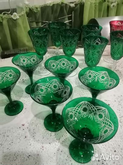 Бокалы, для вина и для мартини