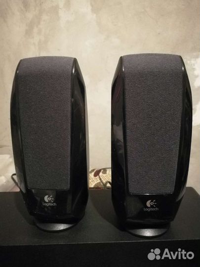 Logitech s-220 система 2.1 колонки сабвуфер
