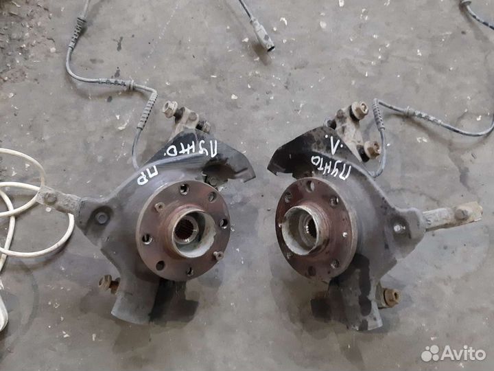 Поворотный кулак Fiat Grand Punto 3