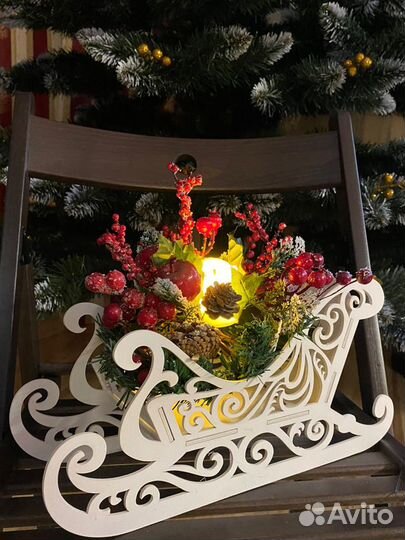 Новогоднее украшение - сани