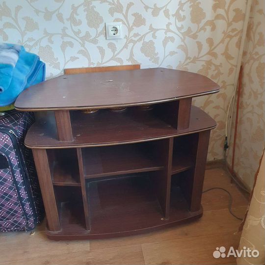 Тумба под телевизор