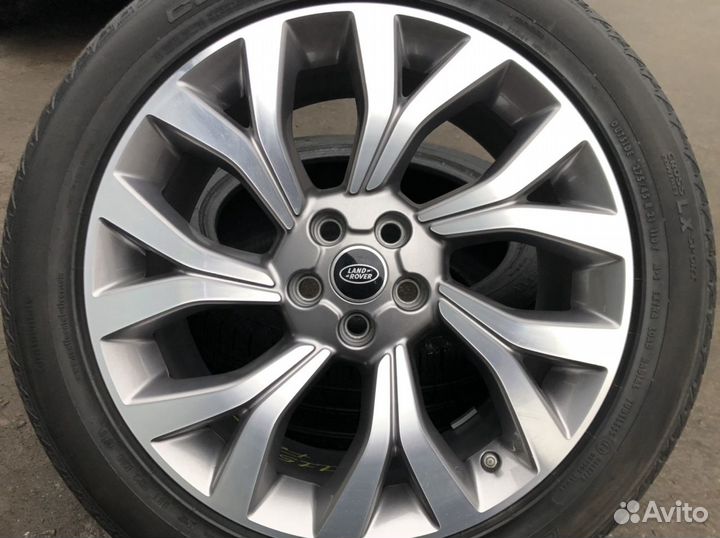 Комплект оригинальных колёс Range Rover Vogue R21