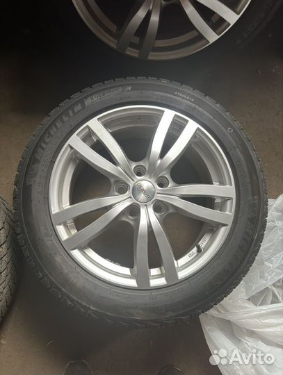 Колеса зимние 215/55 R17 комплект