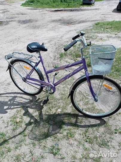 Велосипед взрослый женский с корзиной