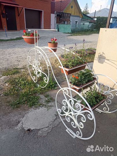 Подставка для цветов