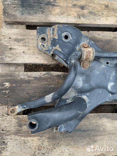 Подрамник mitsubishi colt z30