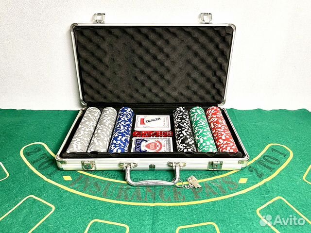 Покерный набор 300 фишек объявление продам