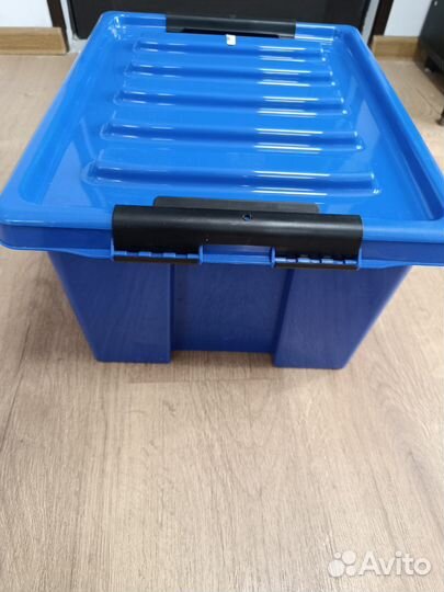 Контейнер пластиковый с крышкой