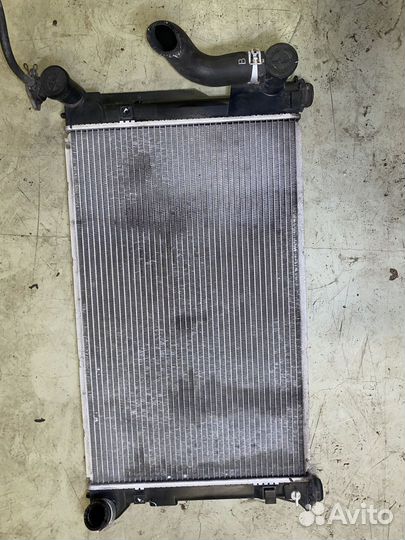 Радиатор охлаждения 16400-0H181 Toyota Avensis AZT