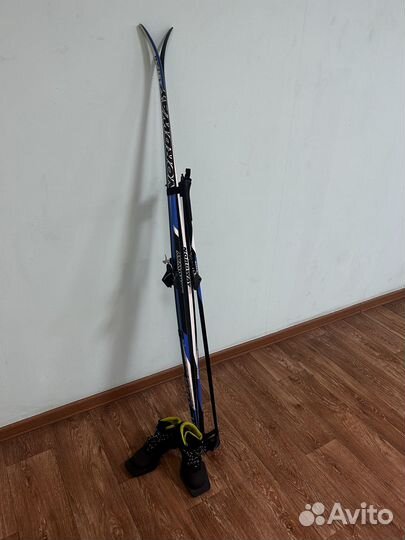 Беговые лыжи