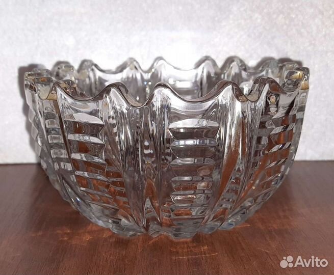 Ваза хрустальная