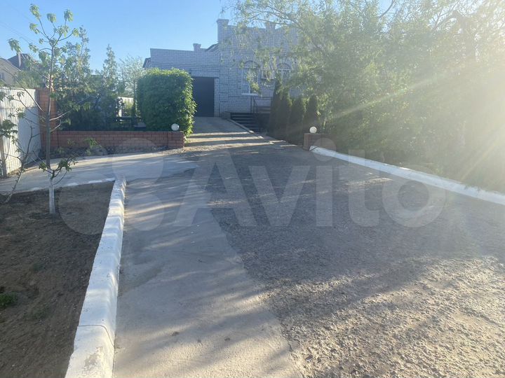 Дом 227,9 м² на участке 18 сот.