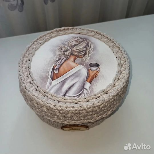 Корзина интерьерная