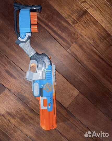 Бластер nerf Sledgefire Слэджфаер