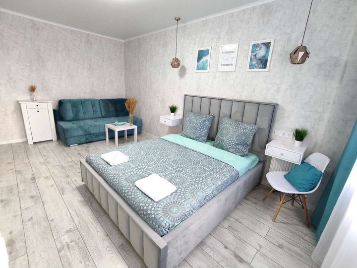 2-к. квартира, 65 м², 1/9 эт.