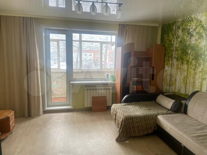 4-к. квартира, 81 м², 3/9 эт.