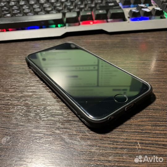 iPhone 6S, 32 ГБ