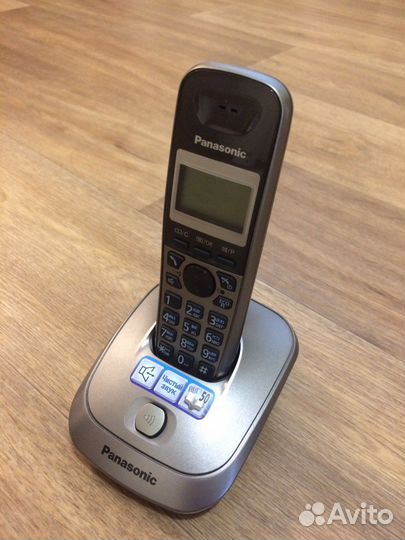 Радиотелефон Panasonic KX-TG2511RU