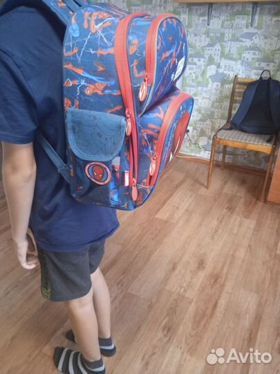 Школьный рюкзак