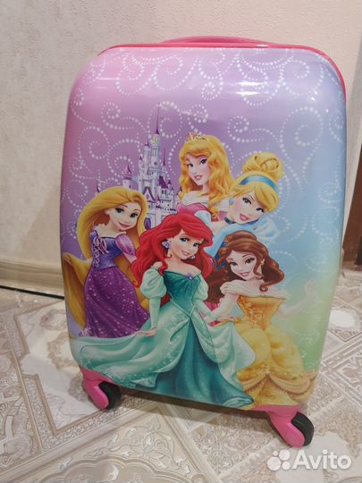 Детский чемодан для девочки