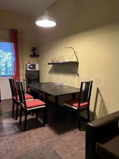 2-к. квартира, 60 м², 2/2 эт.