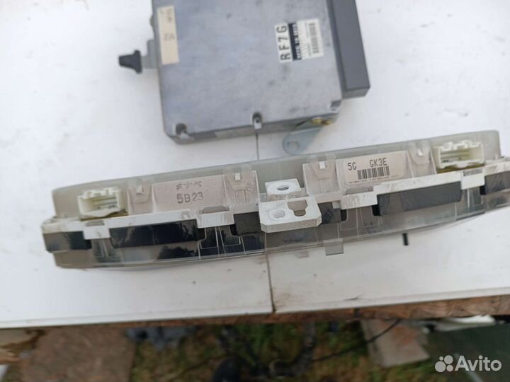 Панель приборов мазда gg