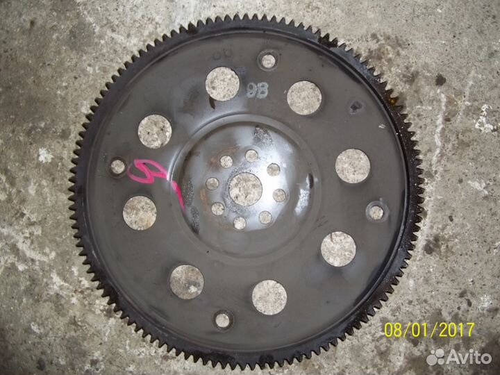 Маховик Мазда Кседос 6(2 л. ат