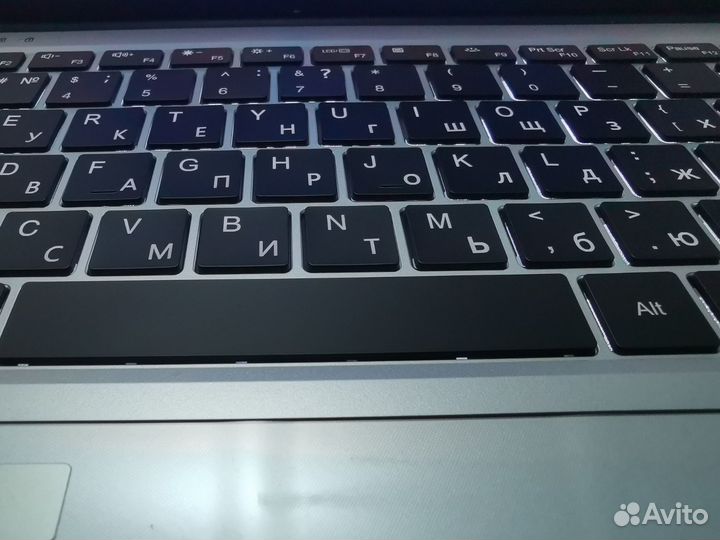 Ноутбук 16