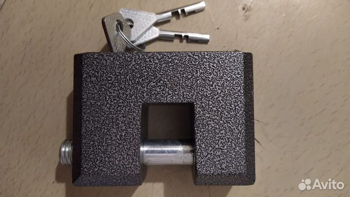 Замок гаражный навесной