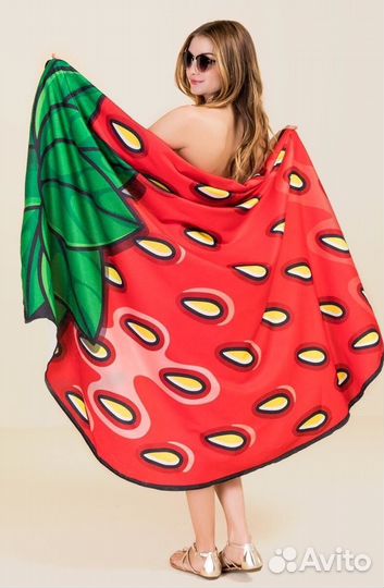 Покрывало пляжное клубничка, новое