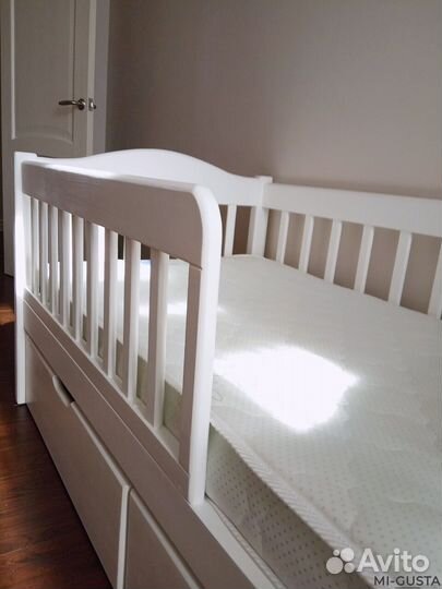 Детская односпальная кровать