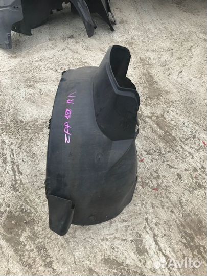 Подкрылок лев. перед. Fiat Punto