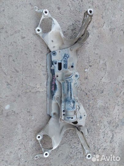 Подрамник передней подвестки Honda Civic 5D