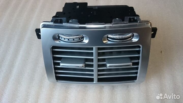 Дефлектор воздуховод задний мерседес W221 S221