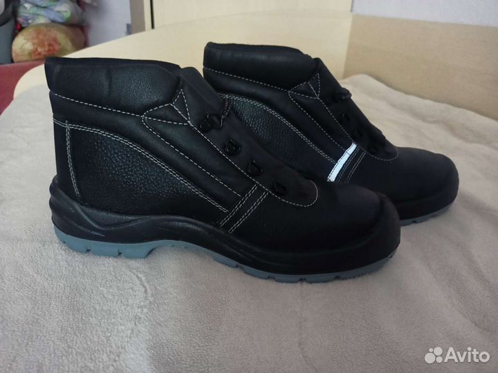 Ботинки демисезонные 44 размер