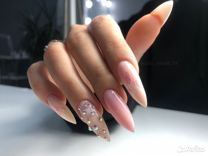 Маникюр, педикюр