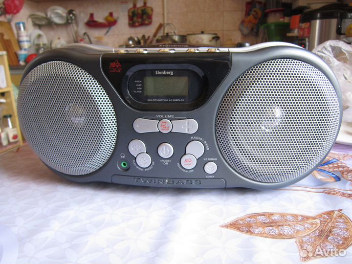 Магнитола Elenberg