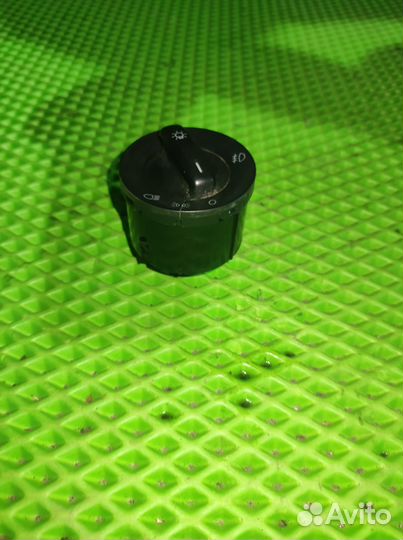 Блок включения фар Volkswagen Golf Plus