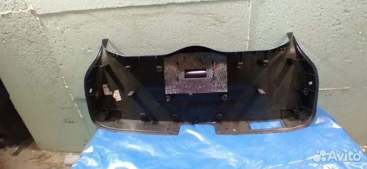 Обшивка двери багажника Nissan Qashqai 2013