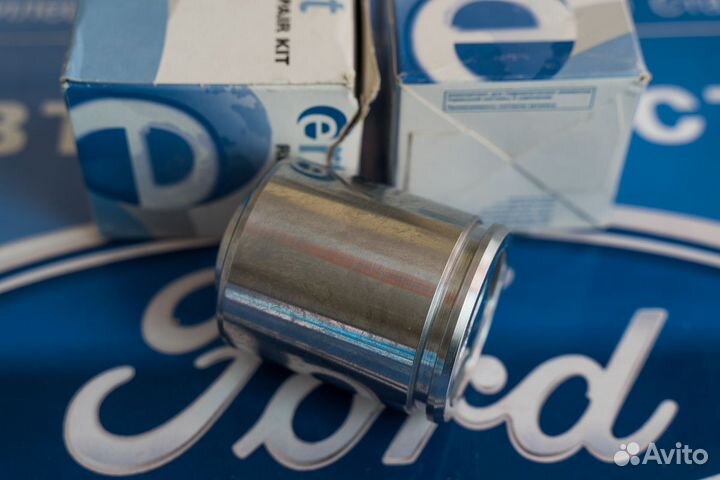 Поршень заднего суппорта Форд Транзит 140, 155 D52