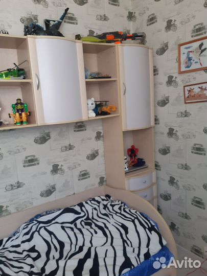 Спальный гарнитур для подростка бу